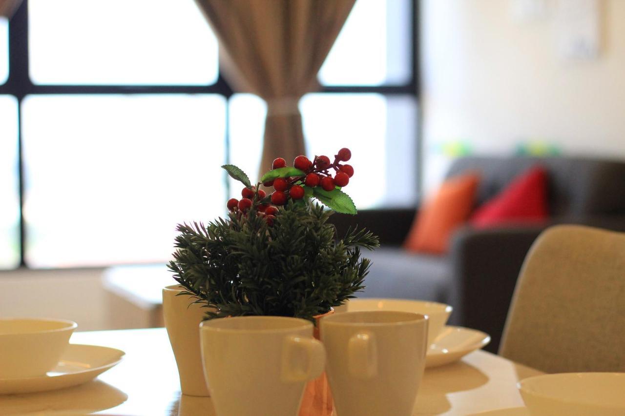 Appartamento Le Pavillion Puchong By Widebed Upto 6Pax Kuala Lumpur Esterno foto