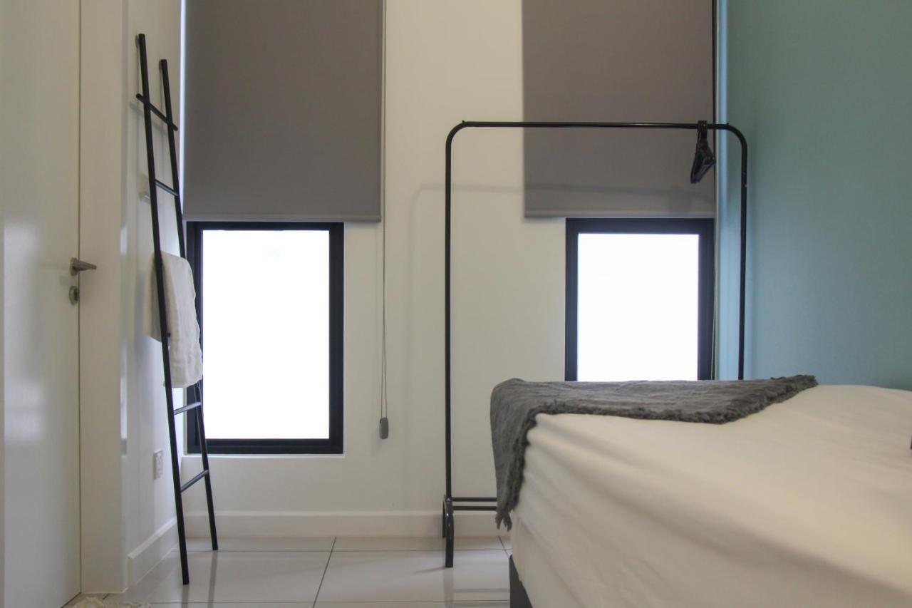 Appartamento Le Pavillion Puchong By Widebed Upto 6Pax Kuala Lumpur Esterno foto
